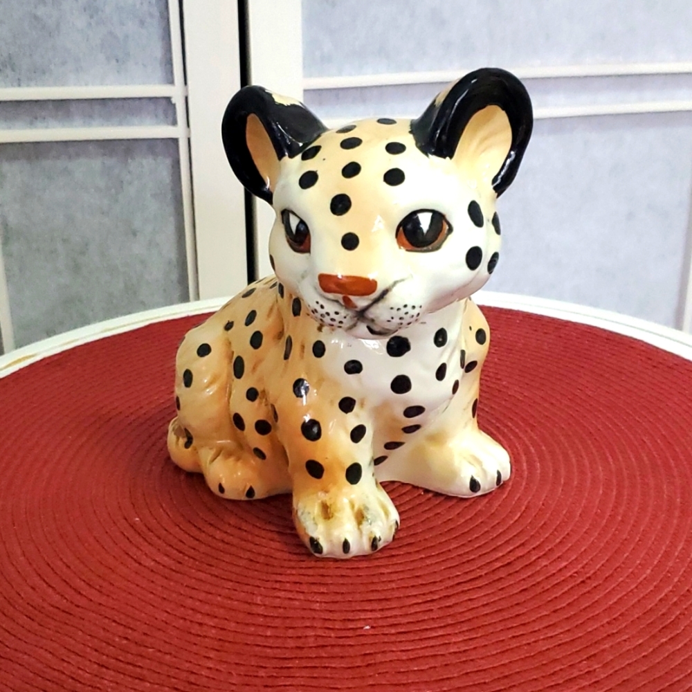 Shafford Ceramic Leopard Figurine